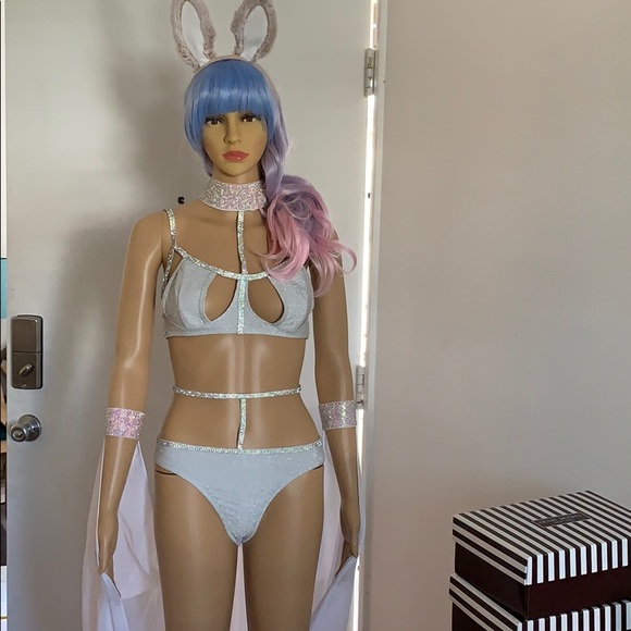 NWT 3 PIECE BATHING SUIT & LUXE SHAWL - Picture 8 of 8